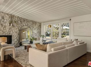 1856 Hi Point St, Los Angeles, CA 90035