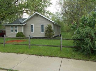 1810 Maplehurst Ave, Mishawaka, IN 46545