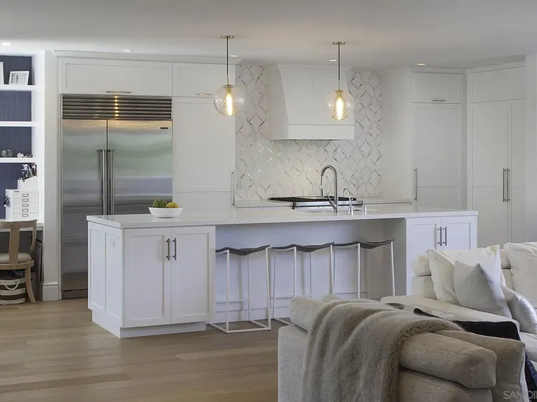 6429 Dowling Dr — Photo 10
