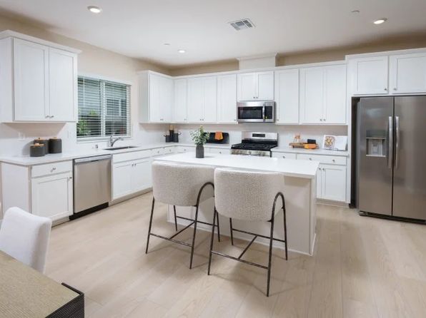 10347 Bass Hollow Ln, Stockton, CA 95219