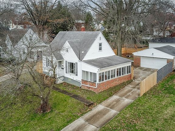 5th image of 2459 Newton St