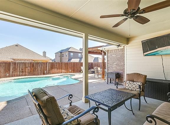 5th image of 304 Pecos Dr