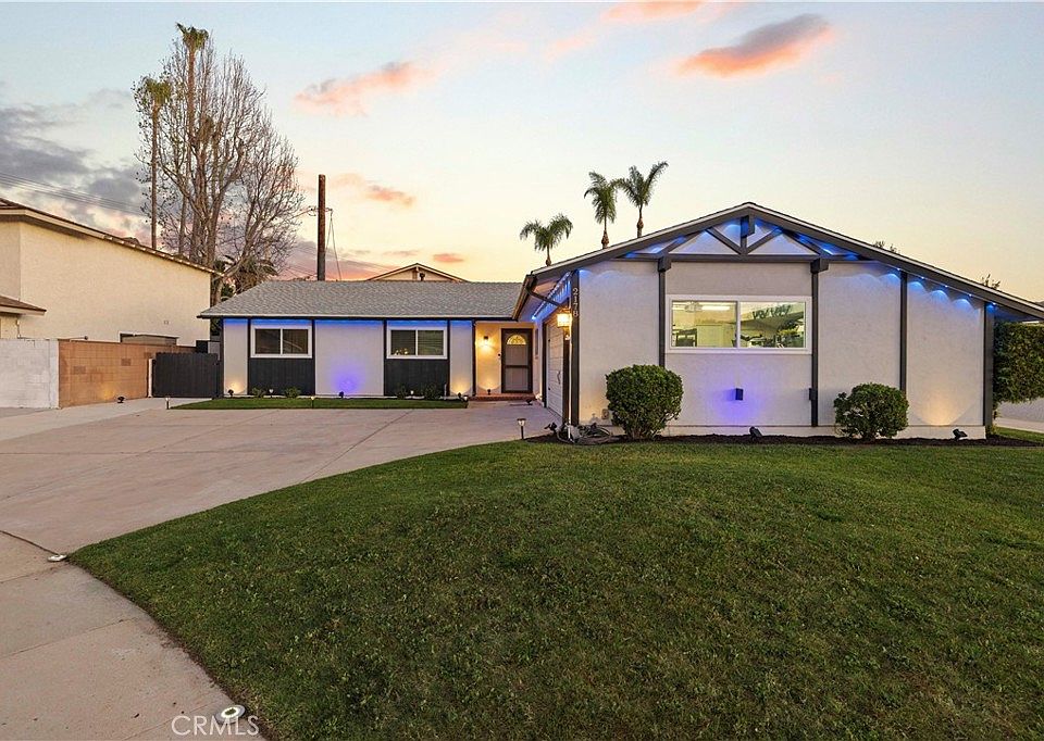 1st image of 2178 Cheam Ave