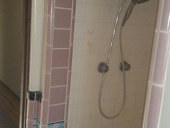 Separate shower