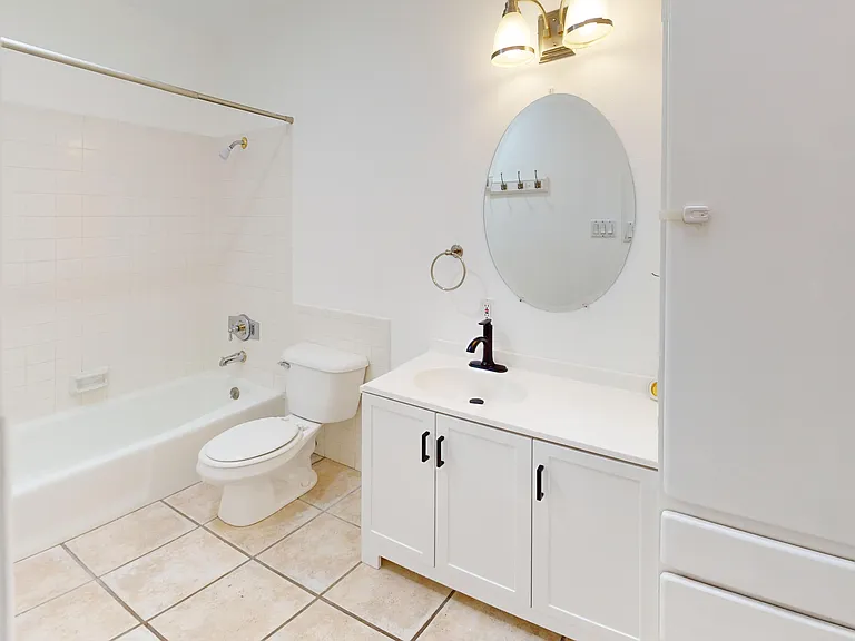 821 Oro Real NE — Photo 14