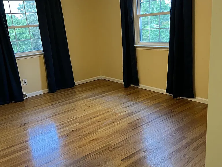 104 Cedar St — Photo 14