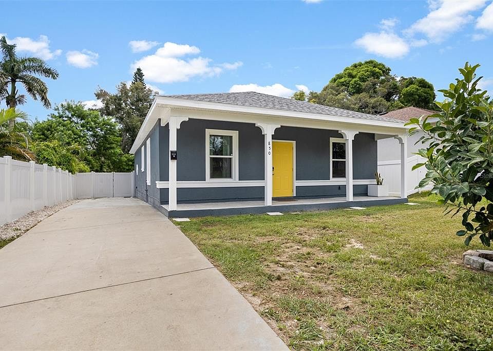 1st image of 850 17TH AVENUE S