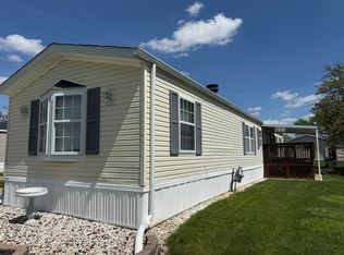 69 Meadowlark Ln, Beecher, IL 60401
