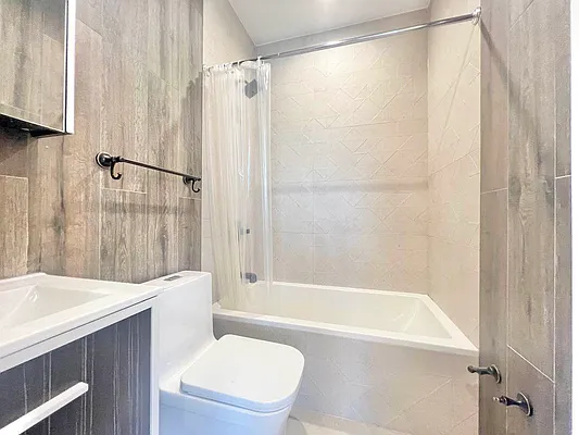 Rented by Doorway NYC, LLC | media 16