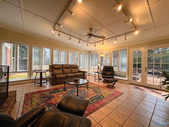 5th image of 4205 Indian Hills Rd SE