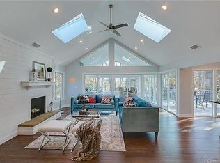 41 Four Seasons Rd, Fairfield, CT 06825