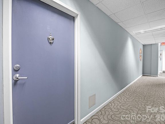 4th image of 1300 Reece Rd #208