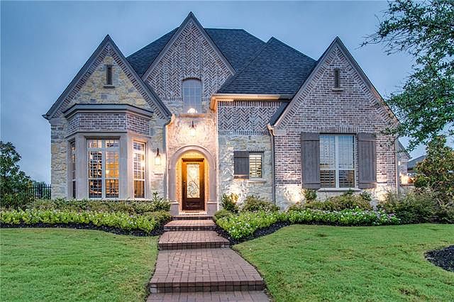 1st image of 700 Cherrywood Dr