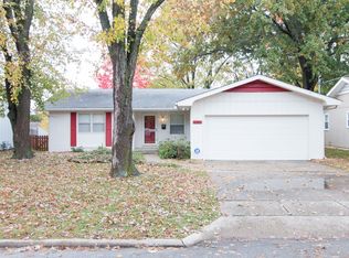 1341 S Arcadia Ave, Springfield, MO 65804