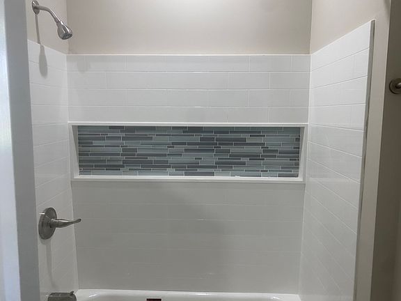 4th image of 546 W Olney Ave #1