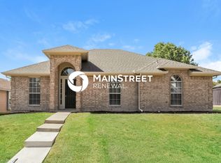 1146 Weaver St, Cedar Hill, TX 75104