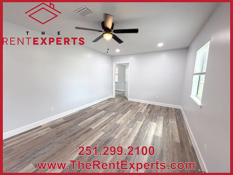 423 Glendale Pl — Photo 5