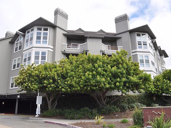 2nd image of 880 Meridian Bay Ln Unit 309