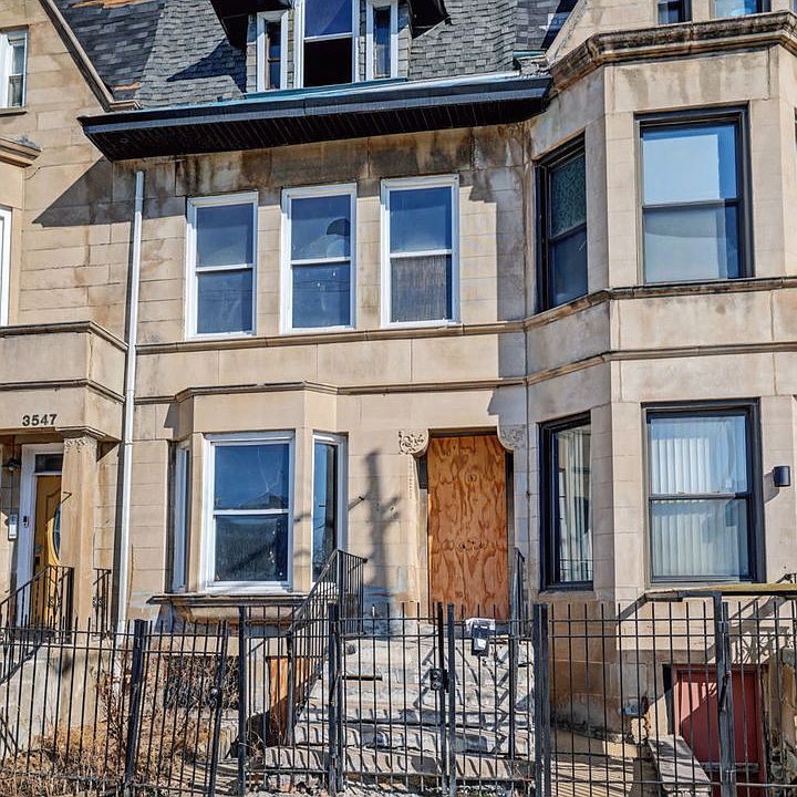 1st image of 3549 S Indiana Ave