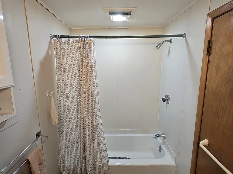 1077 Seneca Creek Rd — Photo 5