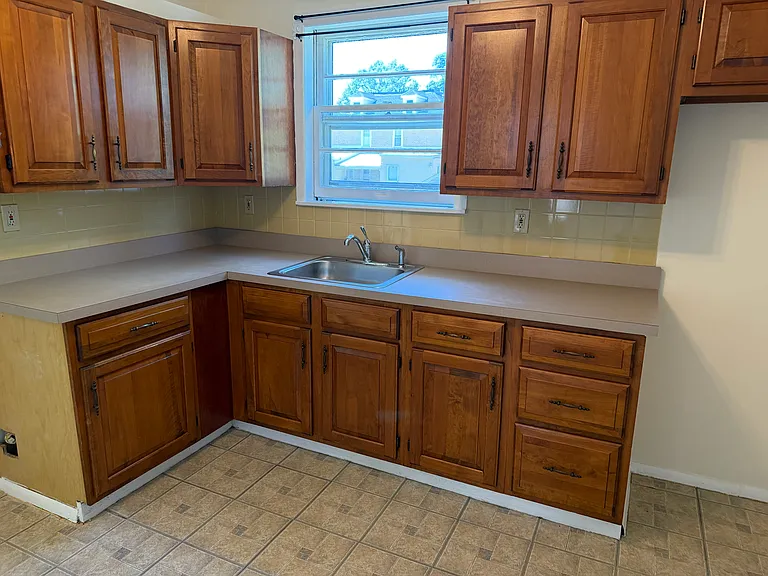 49 Prospect St #2 — Photo 2