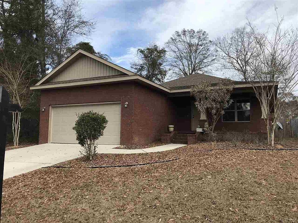 1st image of 2546 Redford Dr