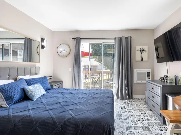 29 Fall Creek Drive Apt 10, Branson, MO 65616