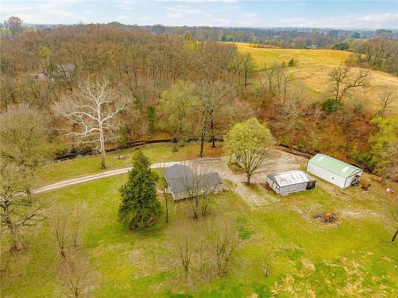 3rd image of 13410 Mount Olivet Rd