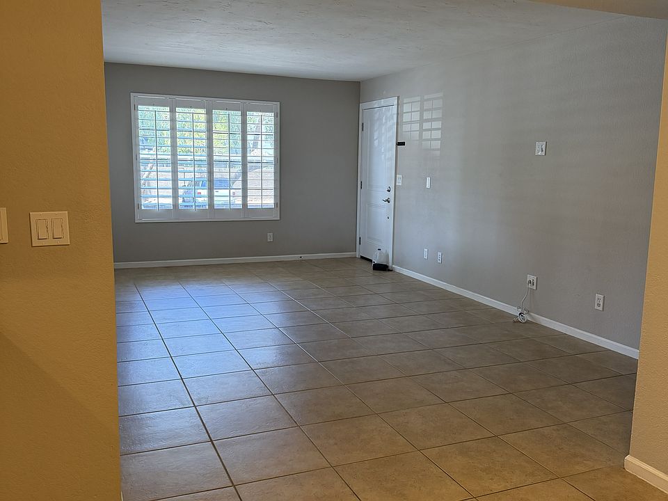 1st image of 1905 E University Dr Unit 137