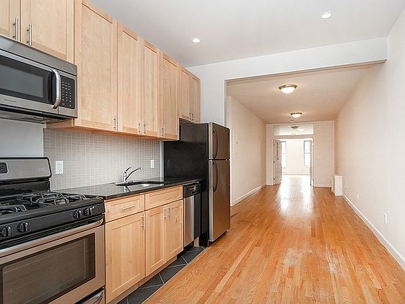 2nd image of 1382 2nd Ave #4N