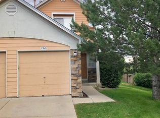 756 Gateway Cir, Lafayette, CO 80026