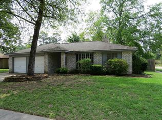 5202 Moonshadows Dr, Humble, TX 77346