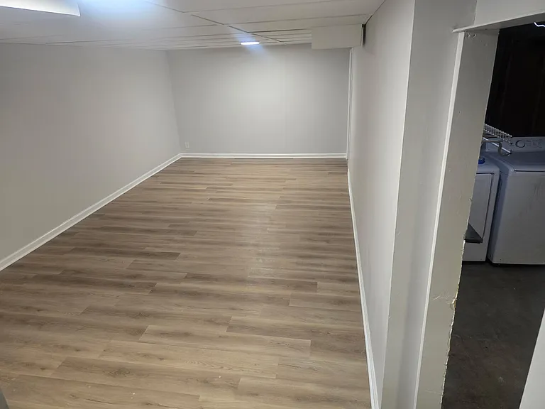 3950 Riverside Dr — Photo 17