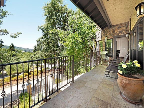5th image of 4731 Woodview Drive