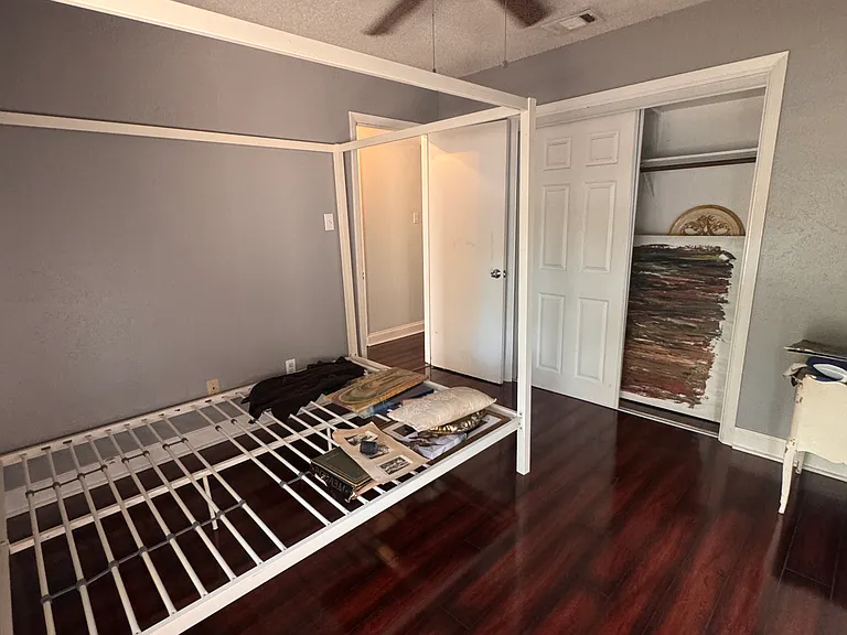 402 Fort Drum Dr — Photo 8