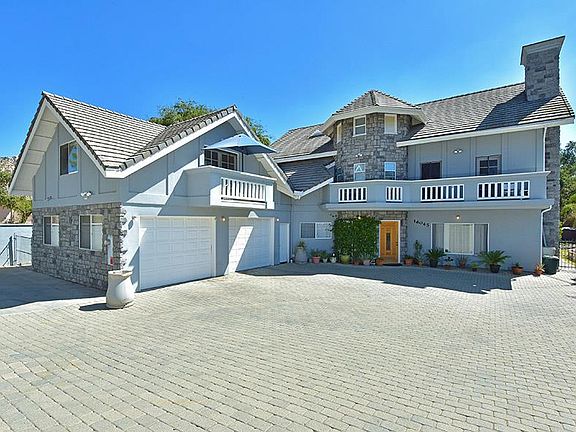 4th image of 16045 Abana Ct