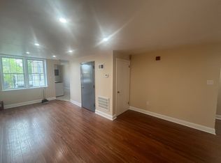 125 Pine St #3, Philadelphia, PA 19106