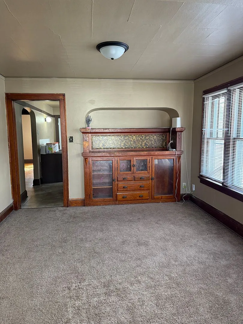 1574 S Union St — Photo 4