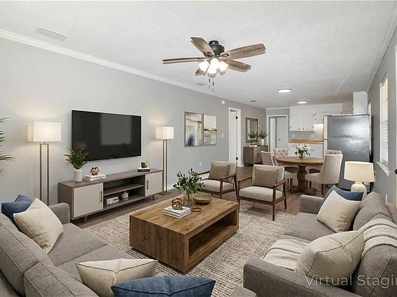 3rd image of 6851 Lake Rd N