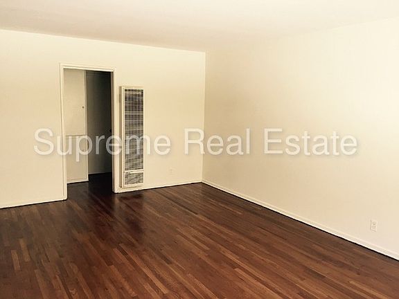 3rd image of 7621 Hampton Ave APT 2