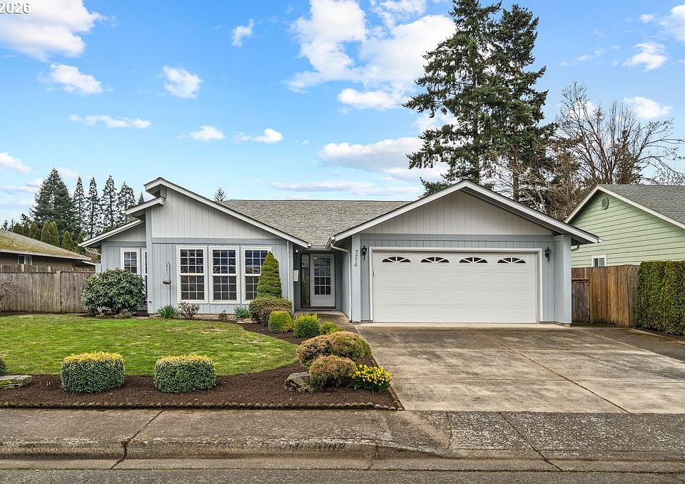 1st image of 2276 B St