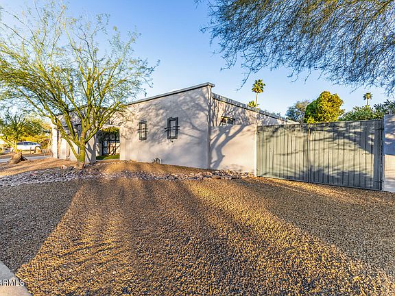 3rd image of 9417 N ARROYA VISTA Drive