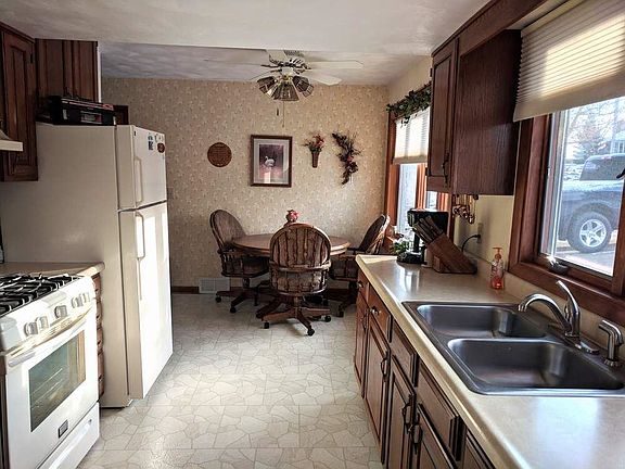 5th image of 17412 Melody Cir