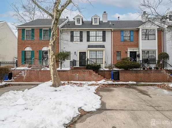 57 Boston St, Newark, NJ 07103