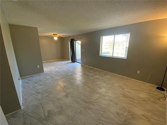 5th image of 3250 Coral Lake Ln #3250