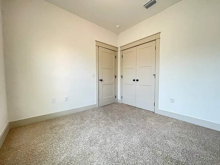 4640 Delwood Park Blvd — Photo 35