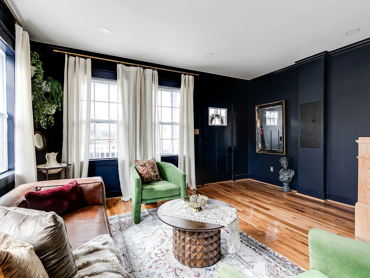 3 bed, $3,400 — Photo 4