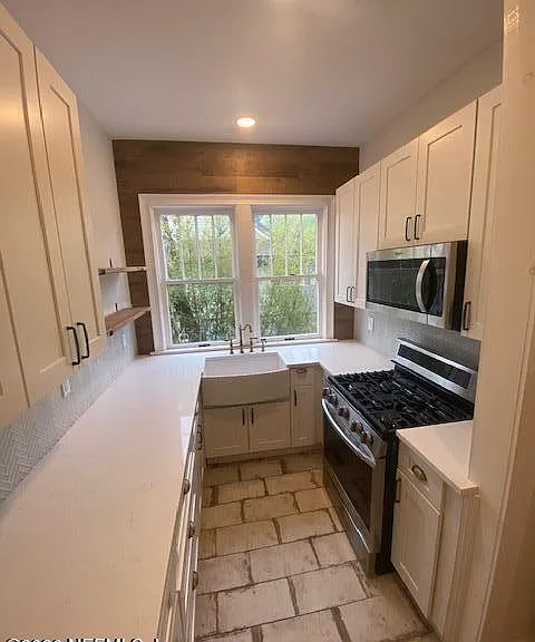 2744 Riverside Ave #16 — Photo 7