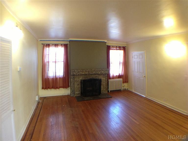 1st image of 127 Claremont Ave #1