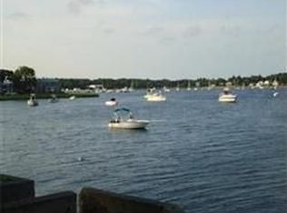 84 Pinehurst Dr, Wareham, MA 02571